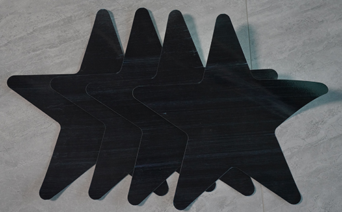 全自動(dòng)碳纖維預(yù)浸料切割機(jī)